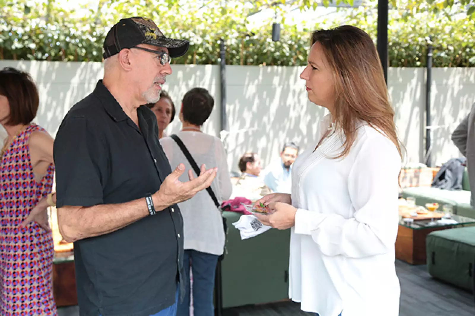 Santiago Espinosa,Karla Zarevska