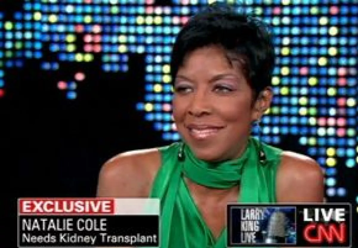 La hija de Nat King Cole revela en televisión que tendrá que hacerse diálisis de por vida y los espectadores le ofrecen sus órganos para ayudarla.