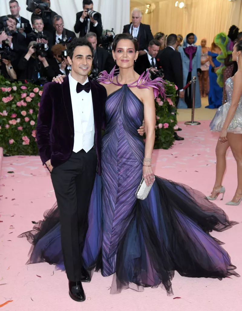  Zac Posen y Katie Holmes 