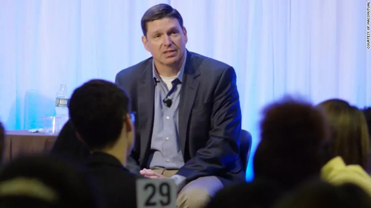 Roger Crandall, CEO de la aseguradora de MassMutual