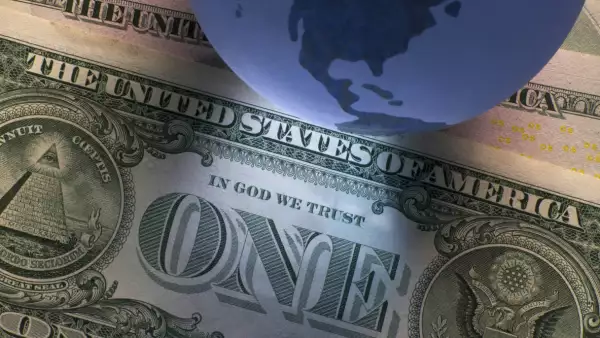 cristal dolar mundo