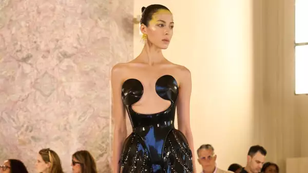 HAUTE COUTURE.jpg