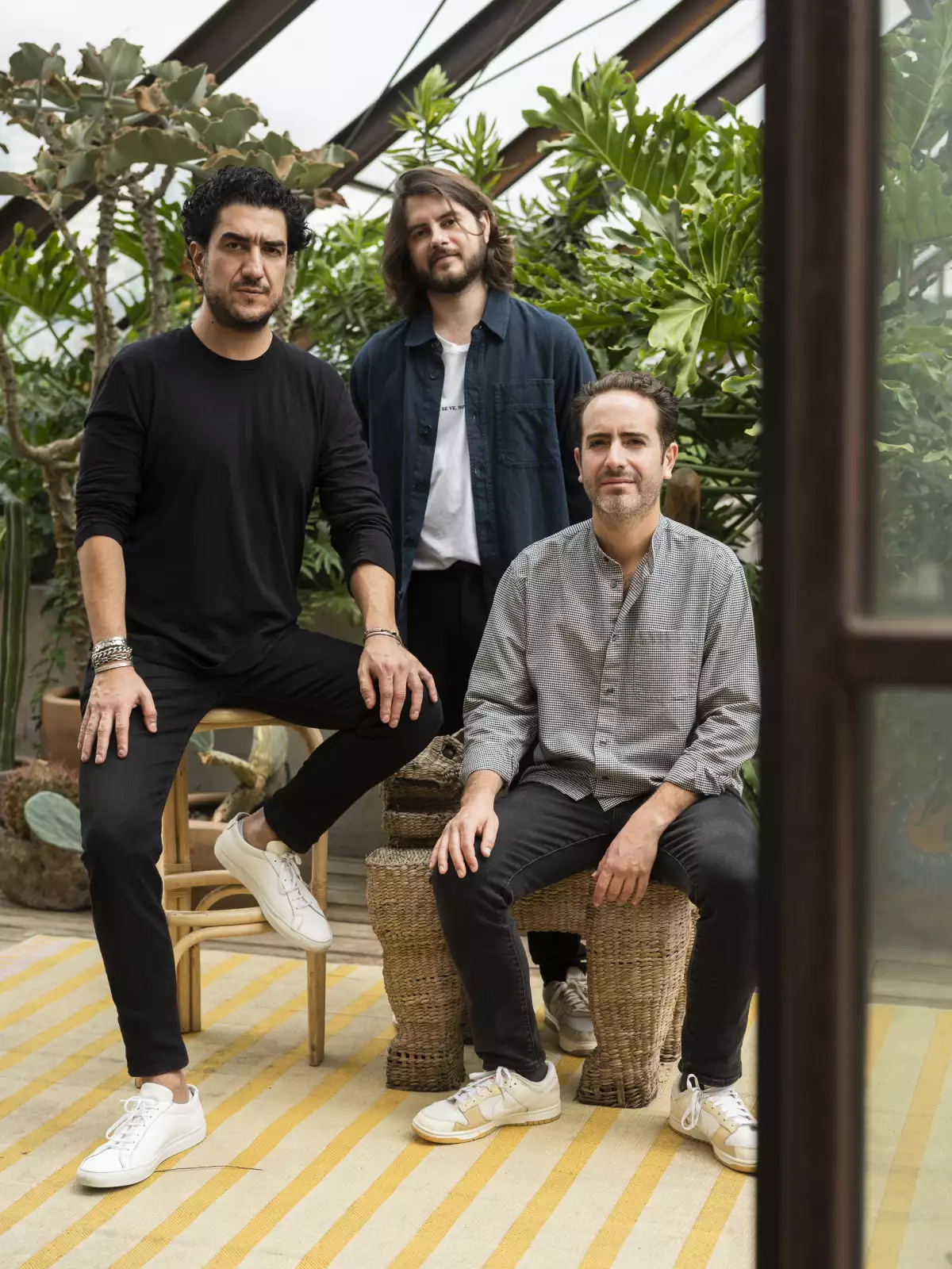 Grillo, Shakes y Toño, tres de los creadores Leonor