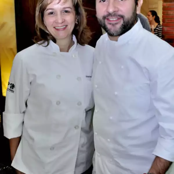 Jeannette Pierre y Enrique Olvera