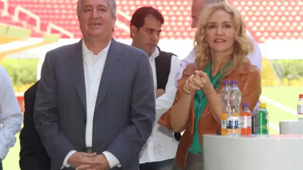 Una juez federal, con sede en Texas, dictó sentencia en favor del propietario de Chivas.