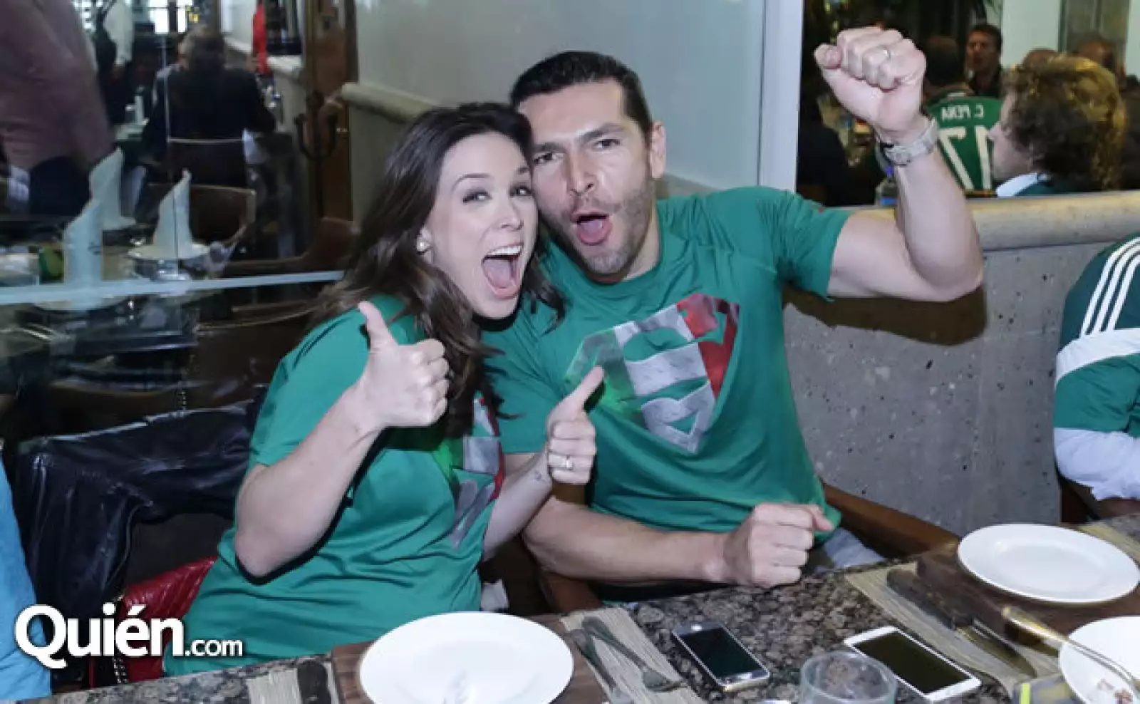 Jacqueline Bracamontes,Martín Fuentes