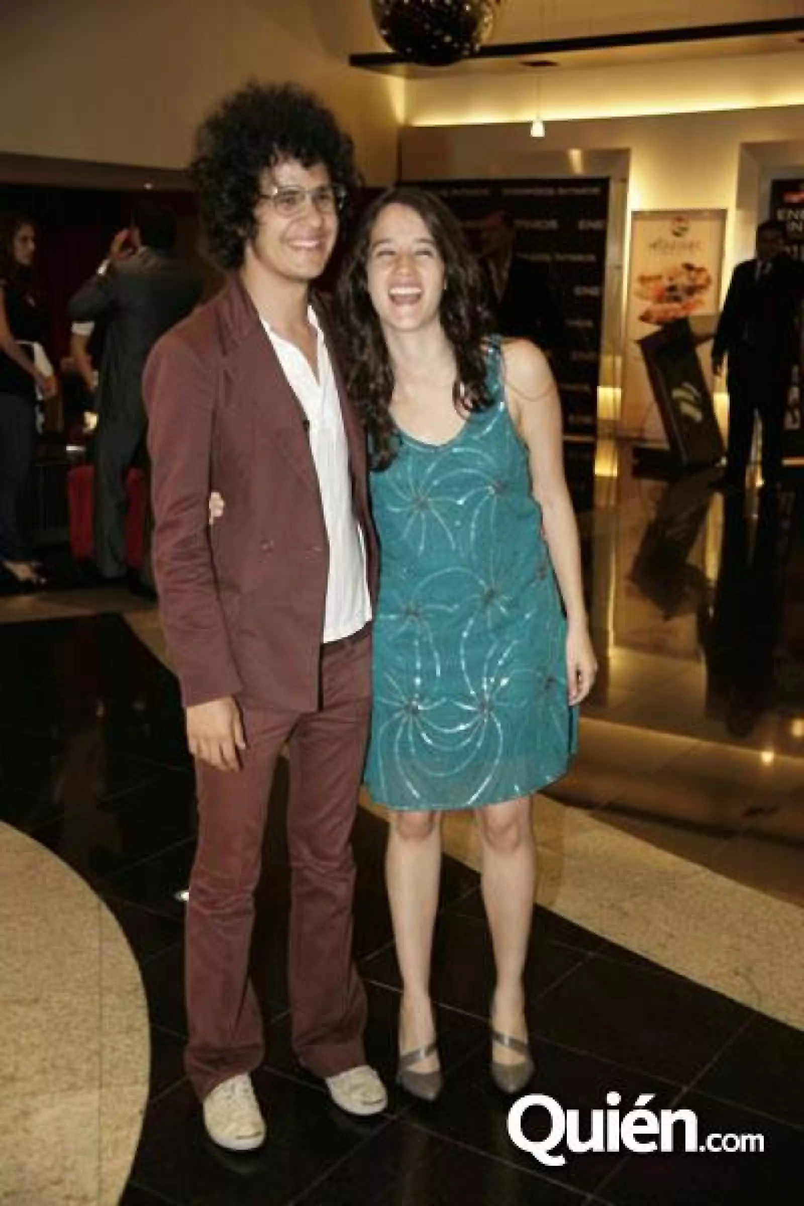 Presentación de Enemigos Íntimos