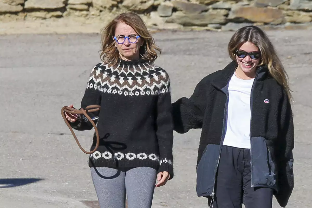 NO TV - PREMIUM EXC  Gerard Piqué, Clara Chía