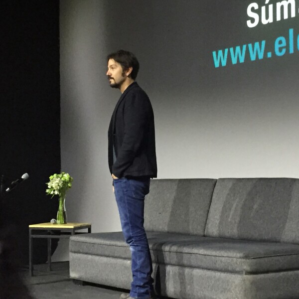 Diego Luna conferencia