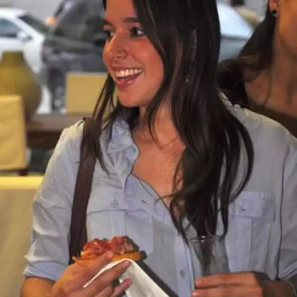 Lucia Velasco.