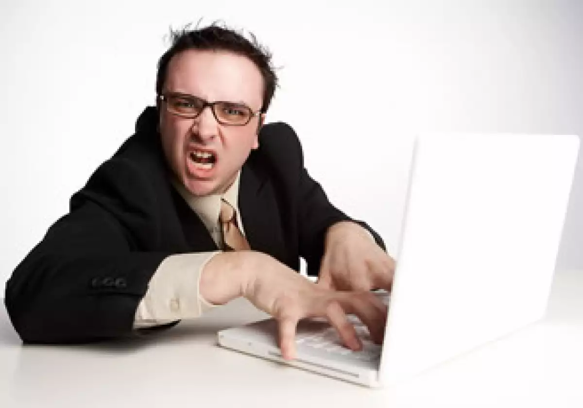 Si quieres cambiar de empleo, es mejor negociar con tus jefes antes de actuar en forma negativa para que te despidan. (Foto: Jupiter Images)