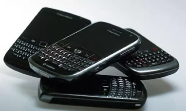 Analistas señalan que no es la primera vez que RIM enfrenta este tipo de problemas (Foto: Reuters)