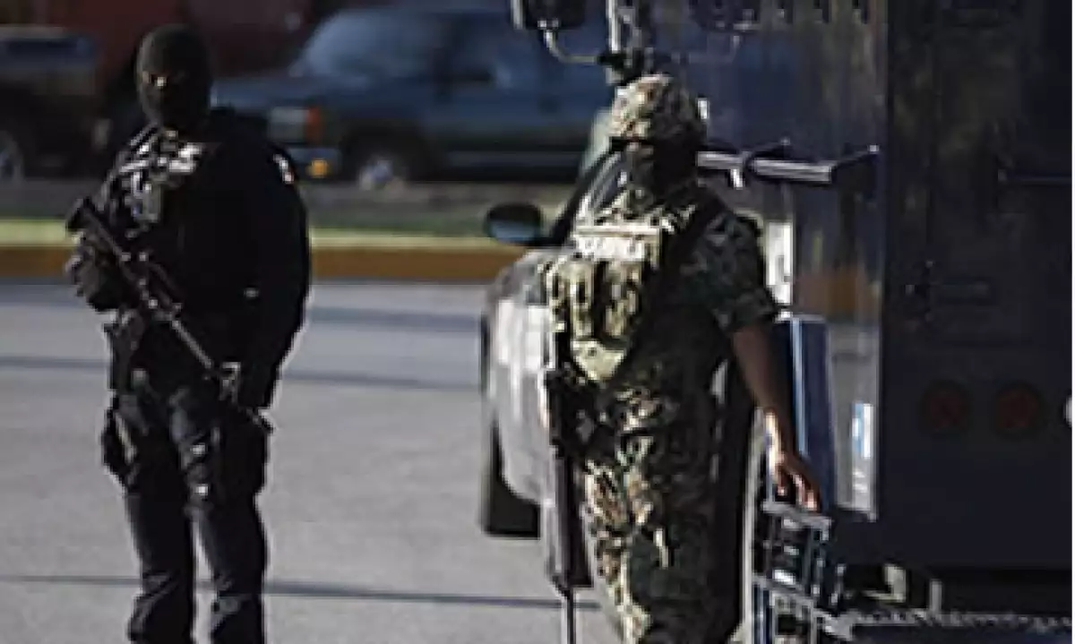 Un 9% de los empresarios entrevistados consideró que el Gobierno debería sacar al ejército de las calles. (Foto: Notimex)