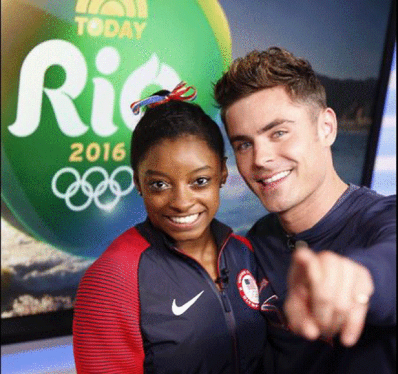 Para la gimnasta estadounidense los Juegos Olímpicos Río 2016 han sido un sueño hecho realidad, pues además de volver a casa con cinco medallas, se lleva el mejor recuerdo de su ídolo.