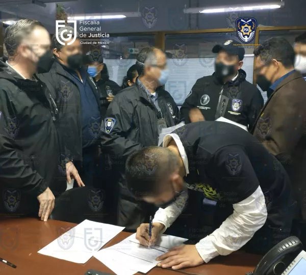Diego "N" se entregó a las autoridades de la CDMX