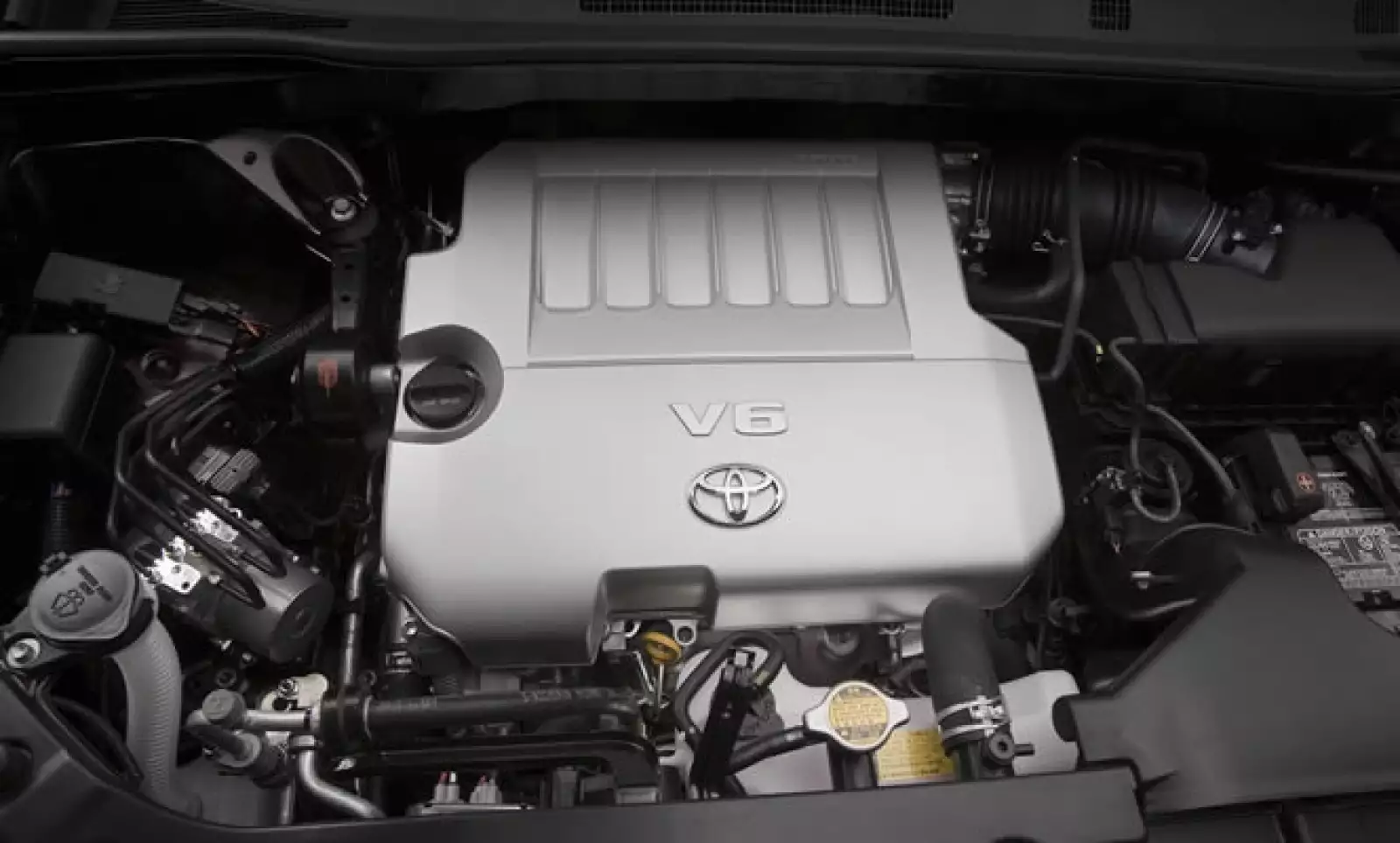 La camioneta conserva su motor de 3.5 L y 270 caballos de fuerza, así como una transmisión automática secuencial de cinco velocidades.