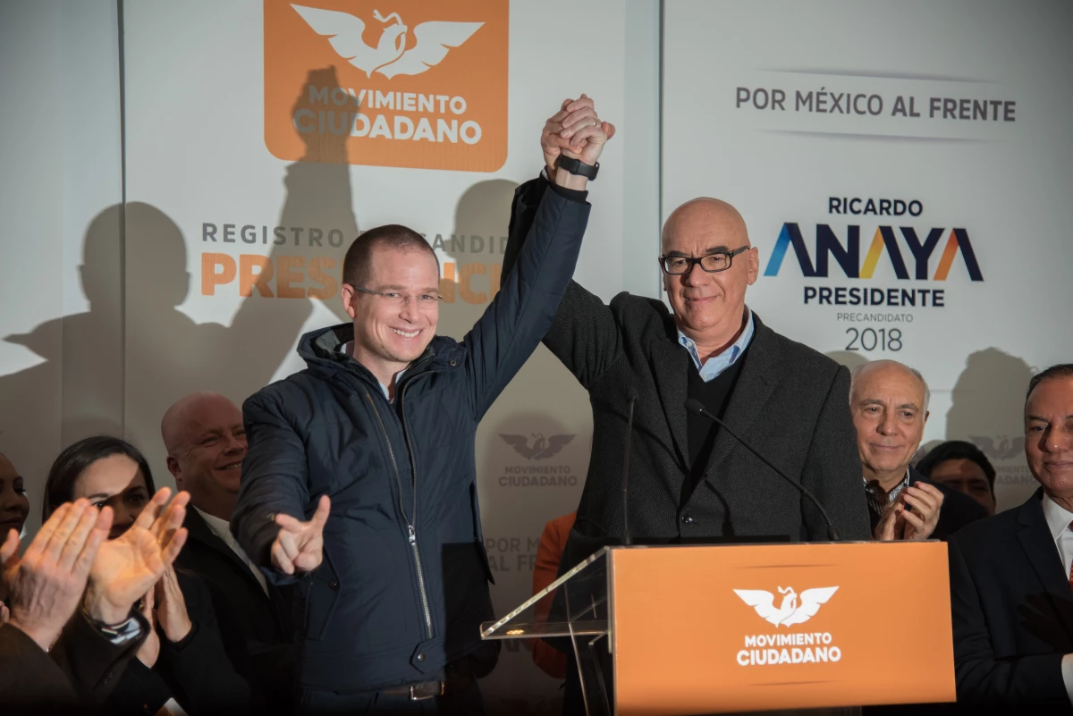Precandidato naranja