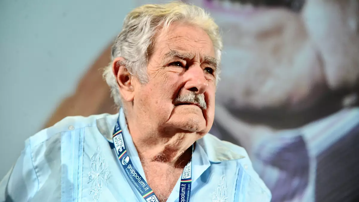 El expresidente de Uruguay durante Pepe Mujica observa durante su discurso sobre la Agricultura Sostenible en el Centro de Congresos FICO Agroalimentario el 29 de agosto de 2018 en Bolonia, Italia.