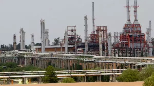 Refiner�a Miguel Hidalgo de Pemex en Tula, Hgo.