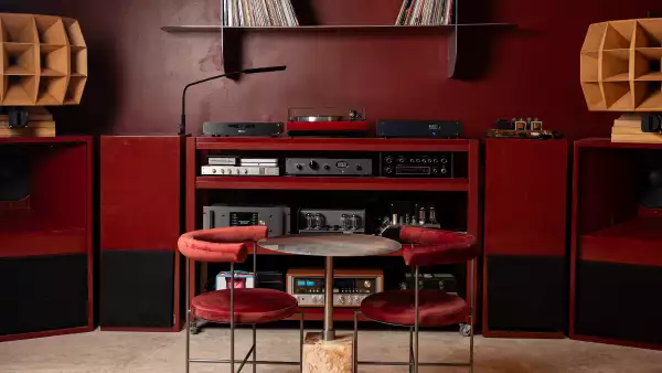 Foto del listening bar SHHH en la Roma Norte de la CDMX