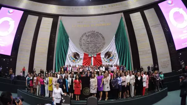 Las mujeres en el poder siguen estereotipadas