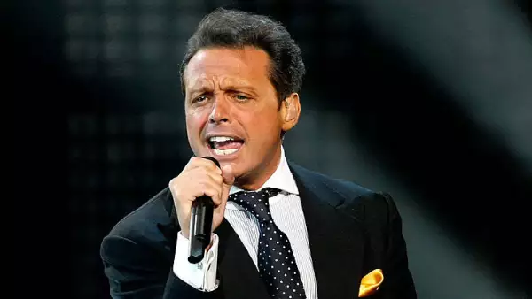 Luis Miguel In Concert At The Colosseum At Caesars Palace