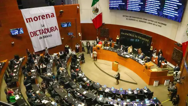 Senado aprueba reforma de "supremacia constitucional"
