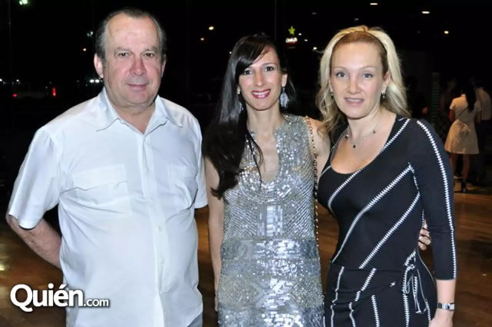 Mauricio Fernández,Yolanda y Thelma Garza de Ayala