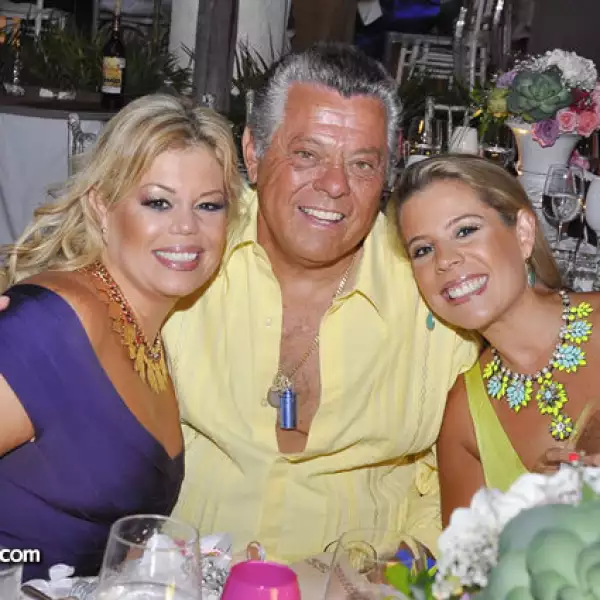 Ana de Ochoa,Carlos Estrada,Karla Ochoa