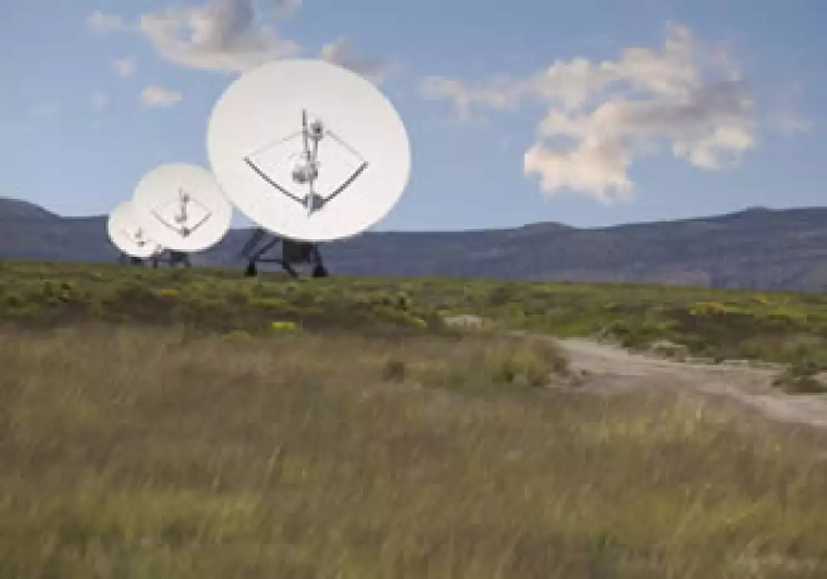 La Cofetel dijo que desconoce de manera formal una medida que impediría que continúe con la licitación de espectro. (Foto: Photos to go)