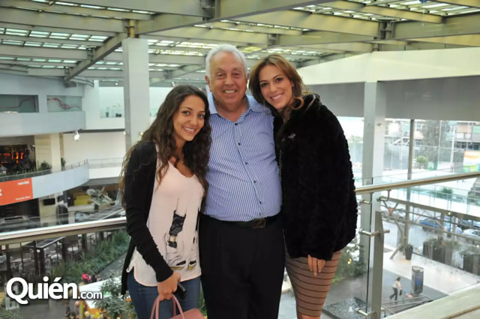 Elvira Edid,Mayer Zaga y Becky Edid