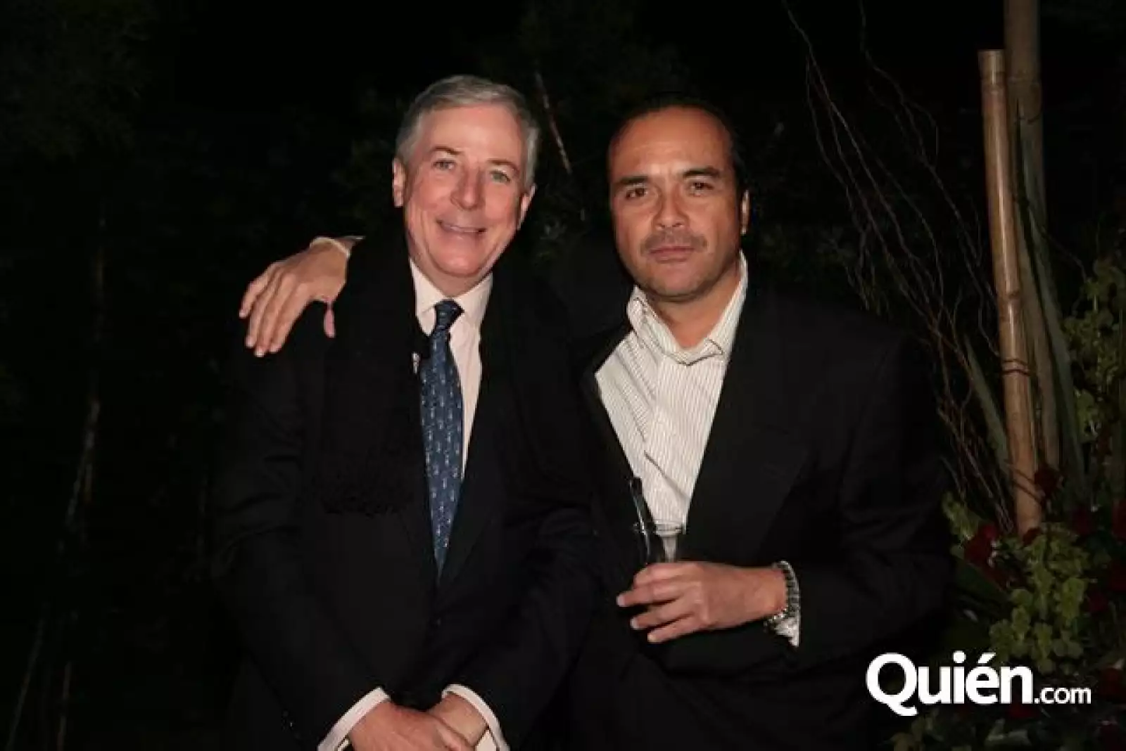Marco Beteta entrega reconocimientos a los mejores Restaurantes