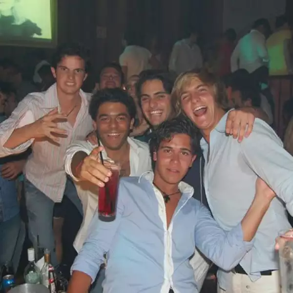 Diego Arcceo, Alejandro Chávez, Moisés Perla, Arturo Saval y Mikel Aranzabal