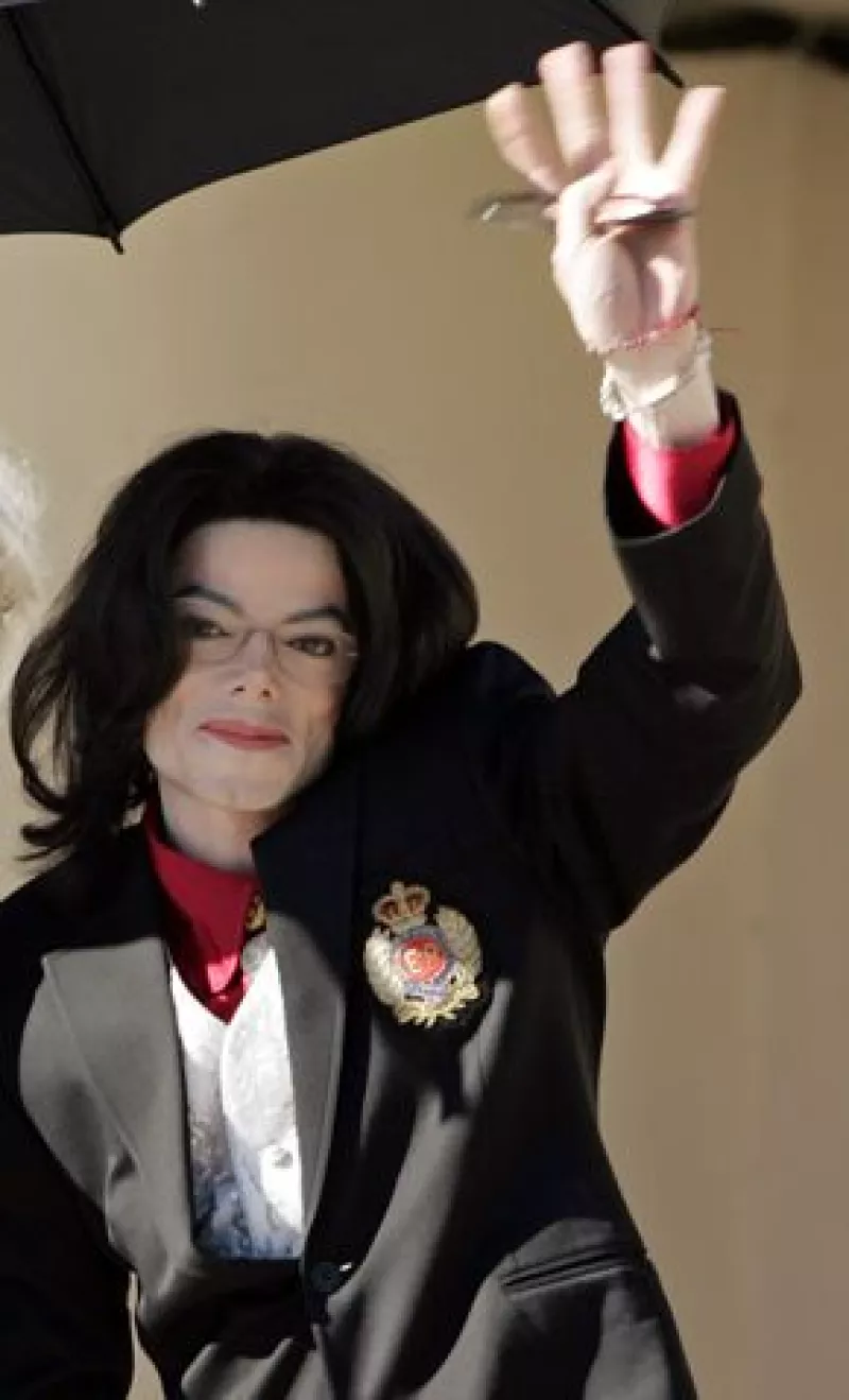 El cuerpo del intérprete de "Thriller" será inhumado este jueves en una ceremonia privada a la que asistirán familiares y amigos cercanos, y sus restos reposarán en el Great Mausoleum.