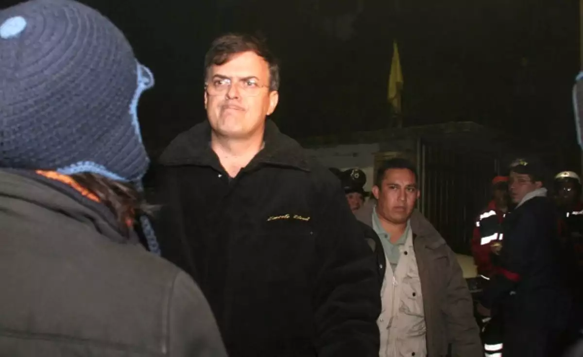 El jefe de gobierno capitalino arribó al lugar de los hechos.