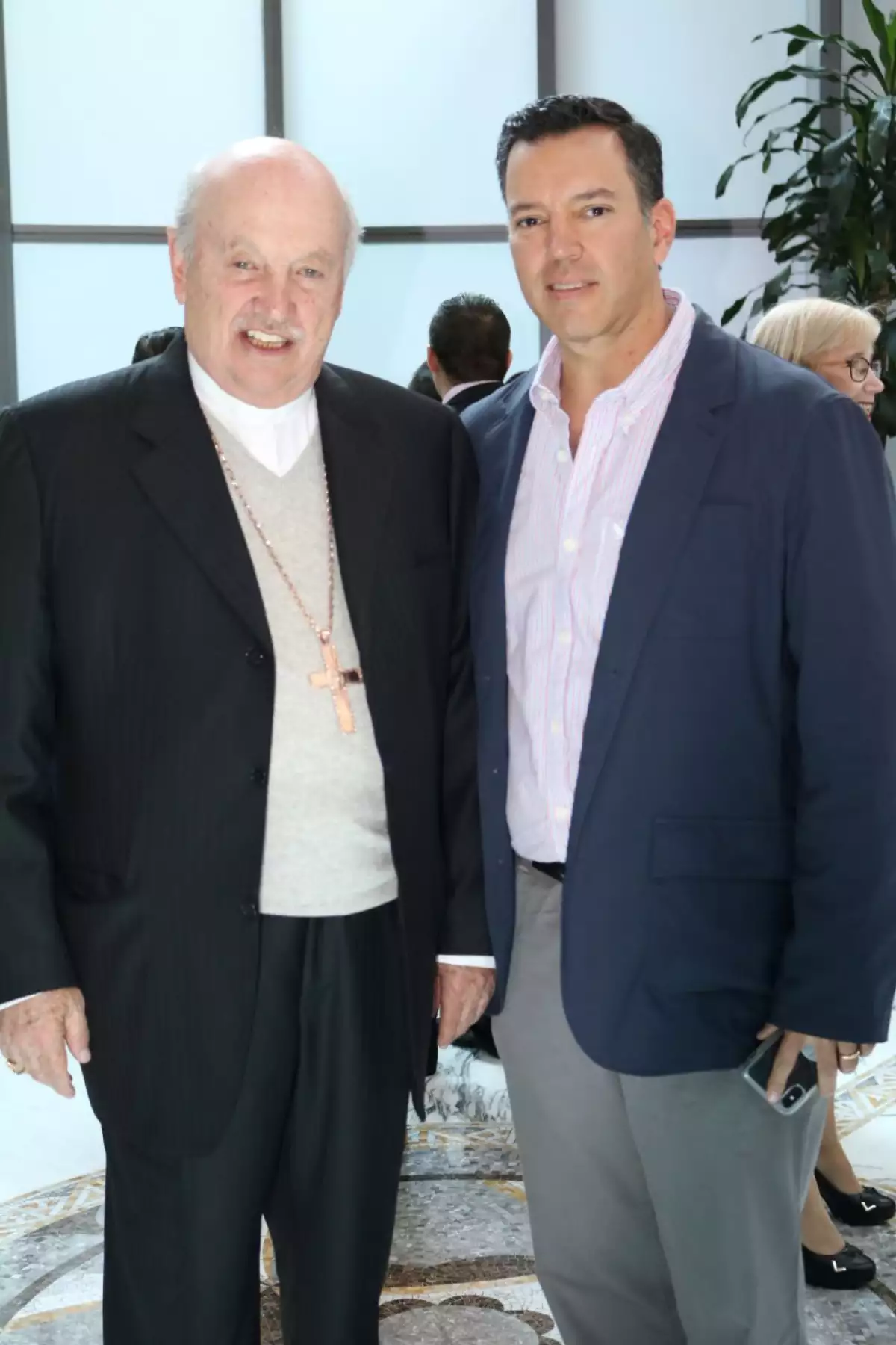 Onésimo Cepeda reaparece 1.JPG