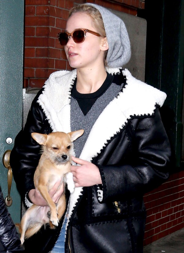 Jennifer Lawrence out and about, New York, America - 25 Nov 2015