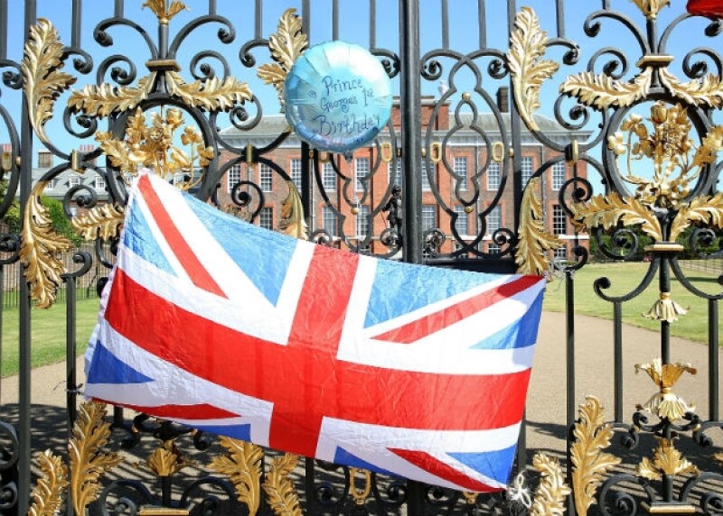 La entrada principal del Palacio de Kensington durante este martes.