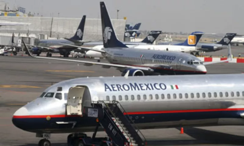 Aeroméxico aseguró que el acuerdo salarial acelera el proceso de contratación del personal. (Foto: AP)