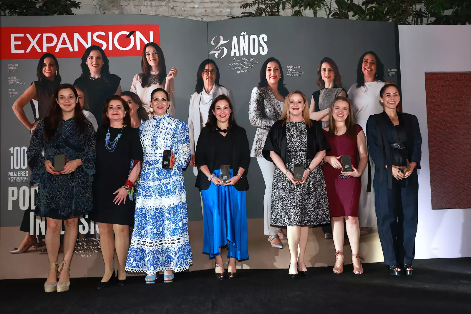 Mónica Flores, Laura Tamayo, Cecilia Jiménez,  Kelly Kroger, I