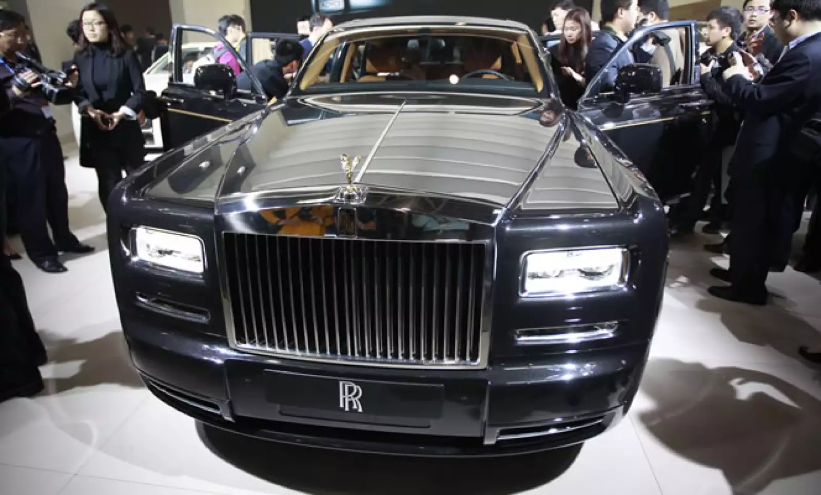 La Feria del Automóvil en China inició el 23 de abril y mostrará 1,125 modelos de autos hasta el 27 de abril.