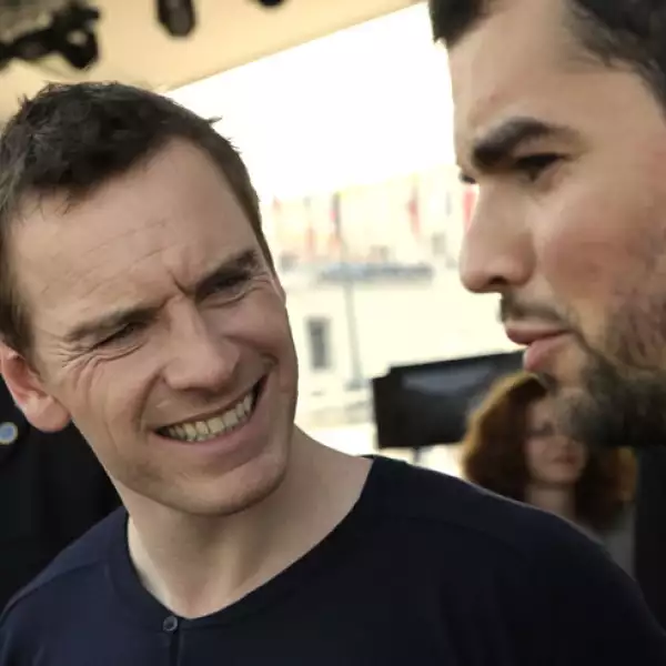 Michael Fassbender parecía muy entretenido.