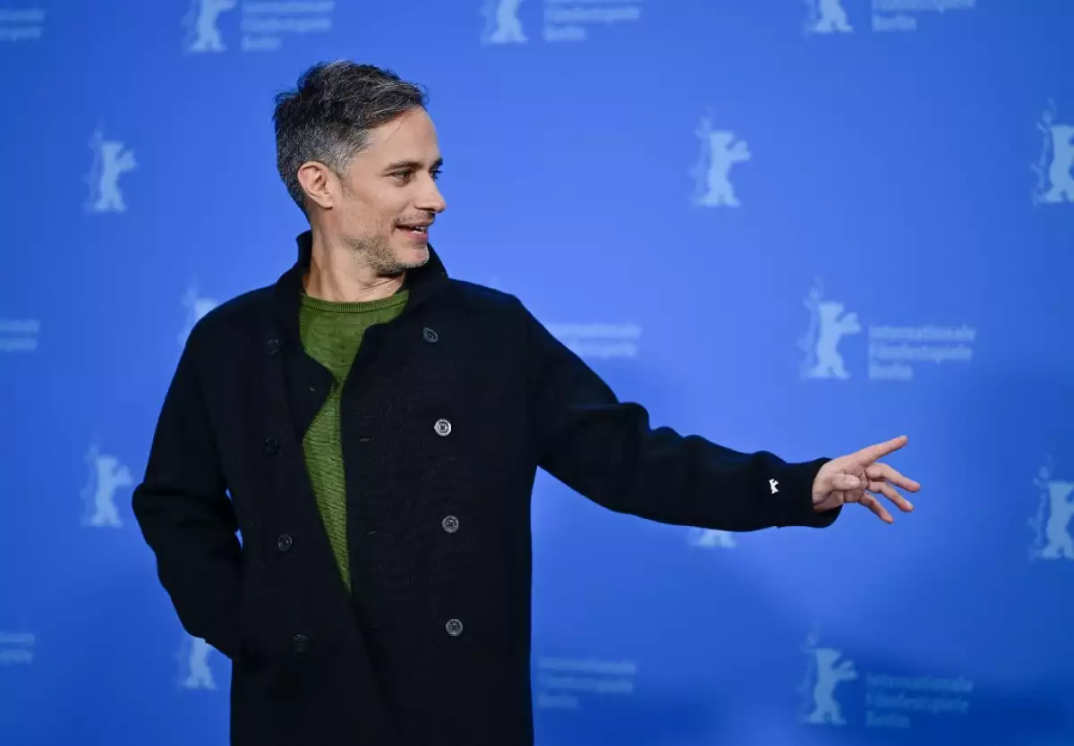 Foto de Gael García Bernal al inicio del Festival Internacional de Cine de Berlín 2024.
