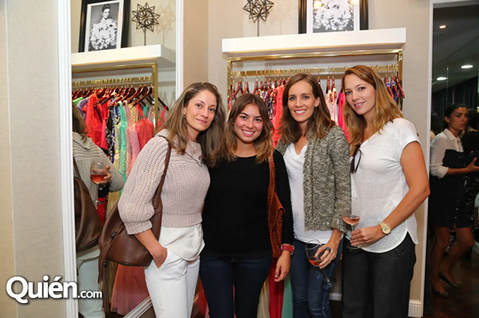 Michelle Leman, Mara Quintana, Claudia Stoopen y Paola Pérez Cirera