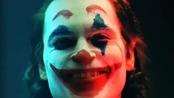Joaquin Phoenix encarna al nuevo ‘The Joker’ y así fue su presentación