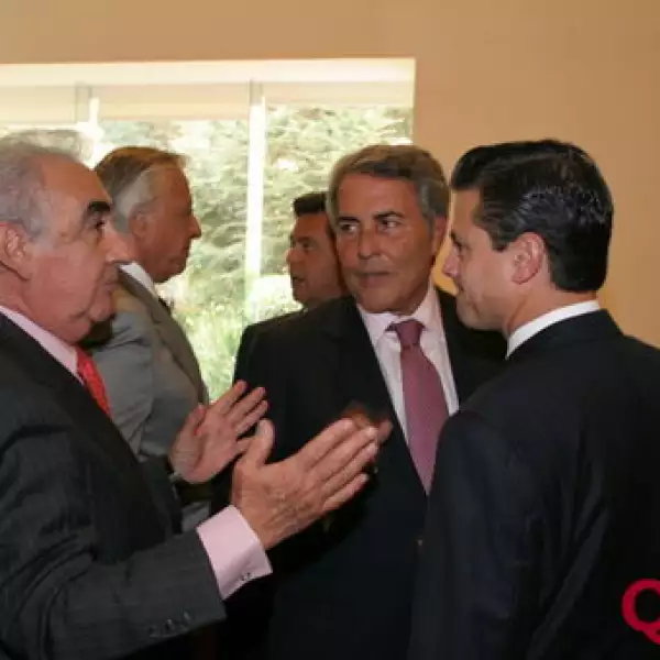 Gabriel Alarcon, Jaime Camil, Enrique Peña Nieto