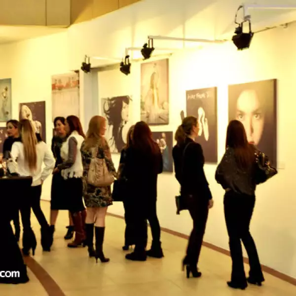 Vanesa Muñóz presenta The Eloquent Silence