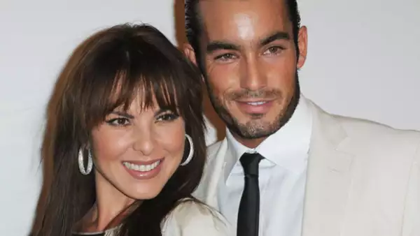 Mientras Aarón grababa la telenovela `Teresa´ en México; Kate grababa `La reina del Sur´ en colombia, Estados Unidos y España.
