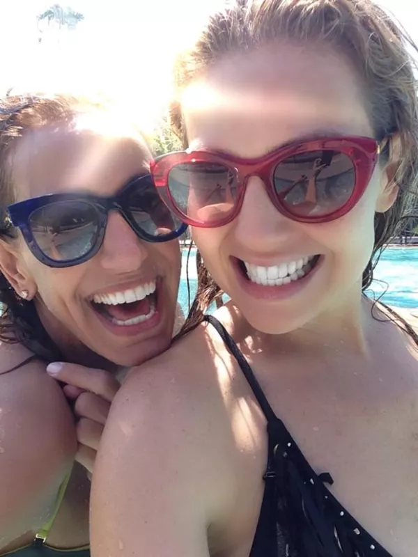 El cariño que se tienen la cantante y la conductora es evidente en las imágenes que la esposa de Tommy Mottola compartió con motivo de su cumpleaños.