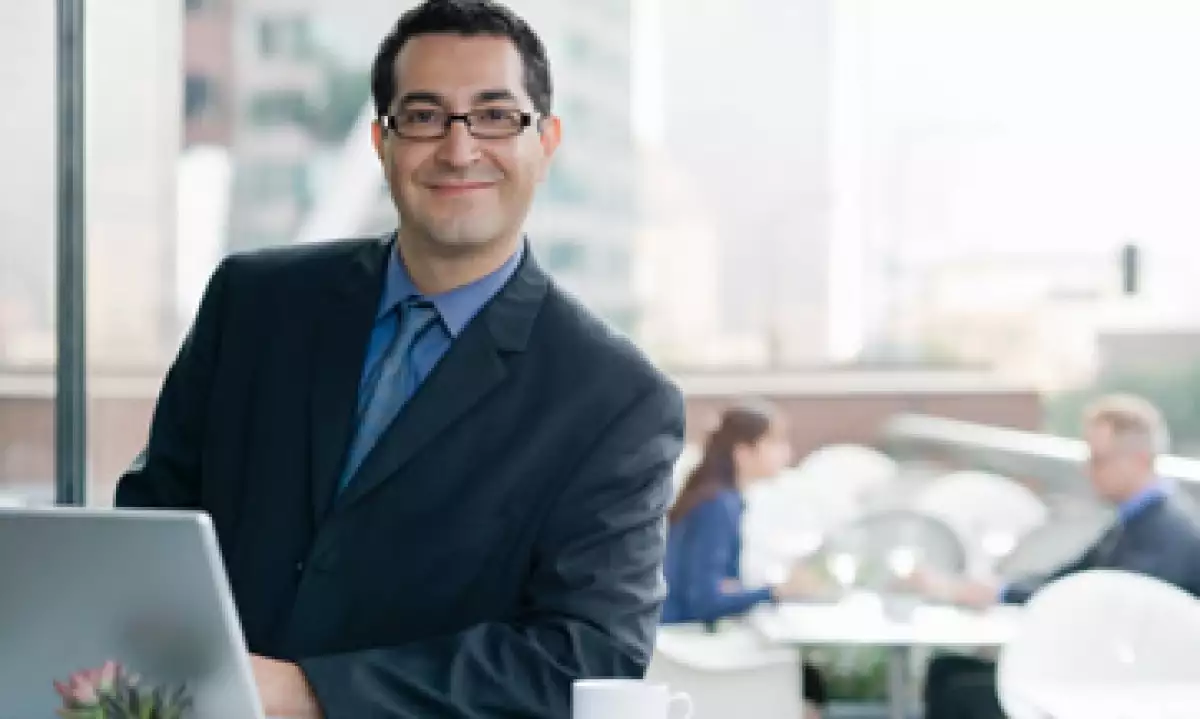 Desde el inicio es importante conocer dónde están los límites al tomar decisiones, en especial si otros compañeros cumplen actividades similares. (Foto: Thinkstock)